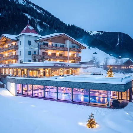 Alpinhotel Berghaus 酒店