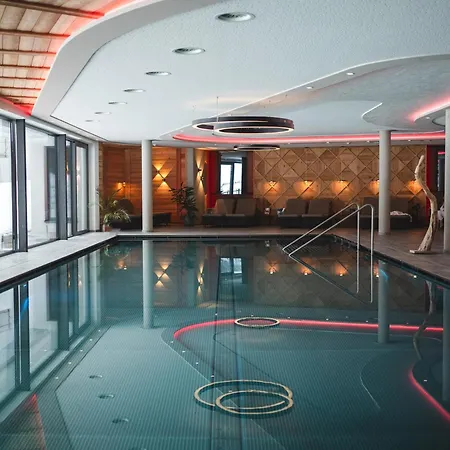 Alpinhotel Berghaus מלון 4*