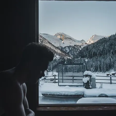 Alpinhotel Berghaus Hotell