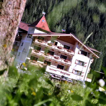 Alpinhotel Berghaus