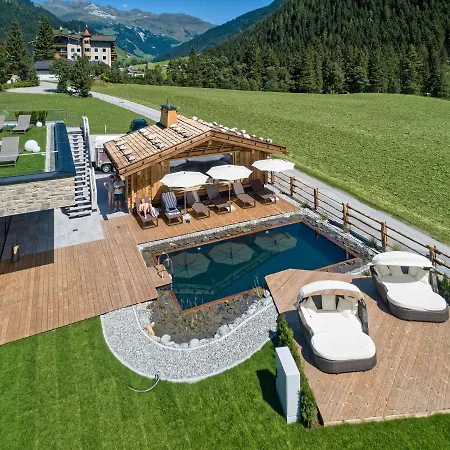 Alpinhotel Berghaus 4* Tux