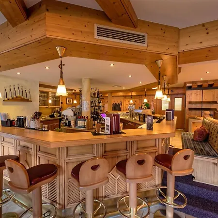 Alpinhotel Berghaus Hotell